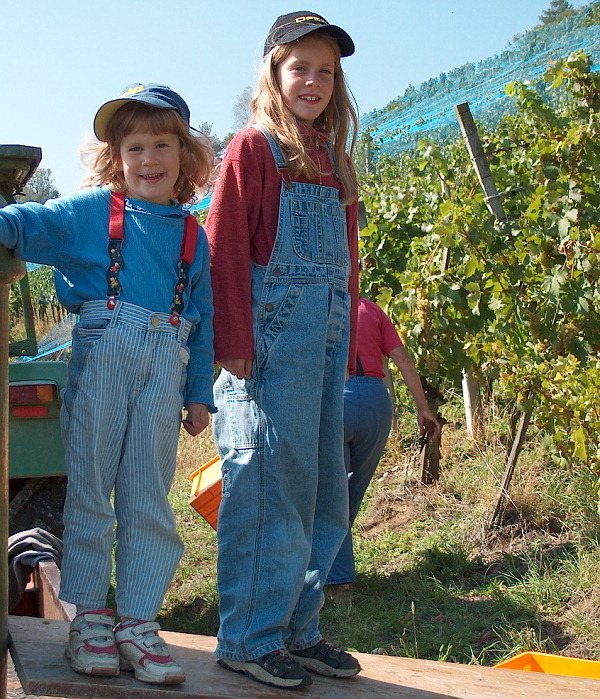 Martina und Mirjam 2003.